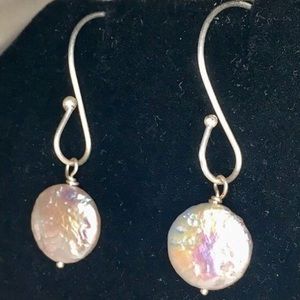 NACRE Pearl Earrings in Sterling Silver